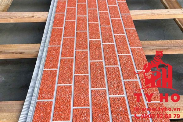 Panel hợp kim nhôm Az100 - Ultra Panel vân gạch đỏ đậm